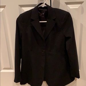 Maternity Suit Pea in the Pod. 2 pairs of pants